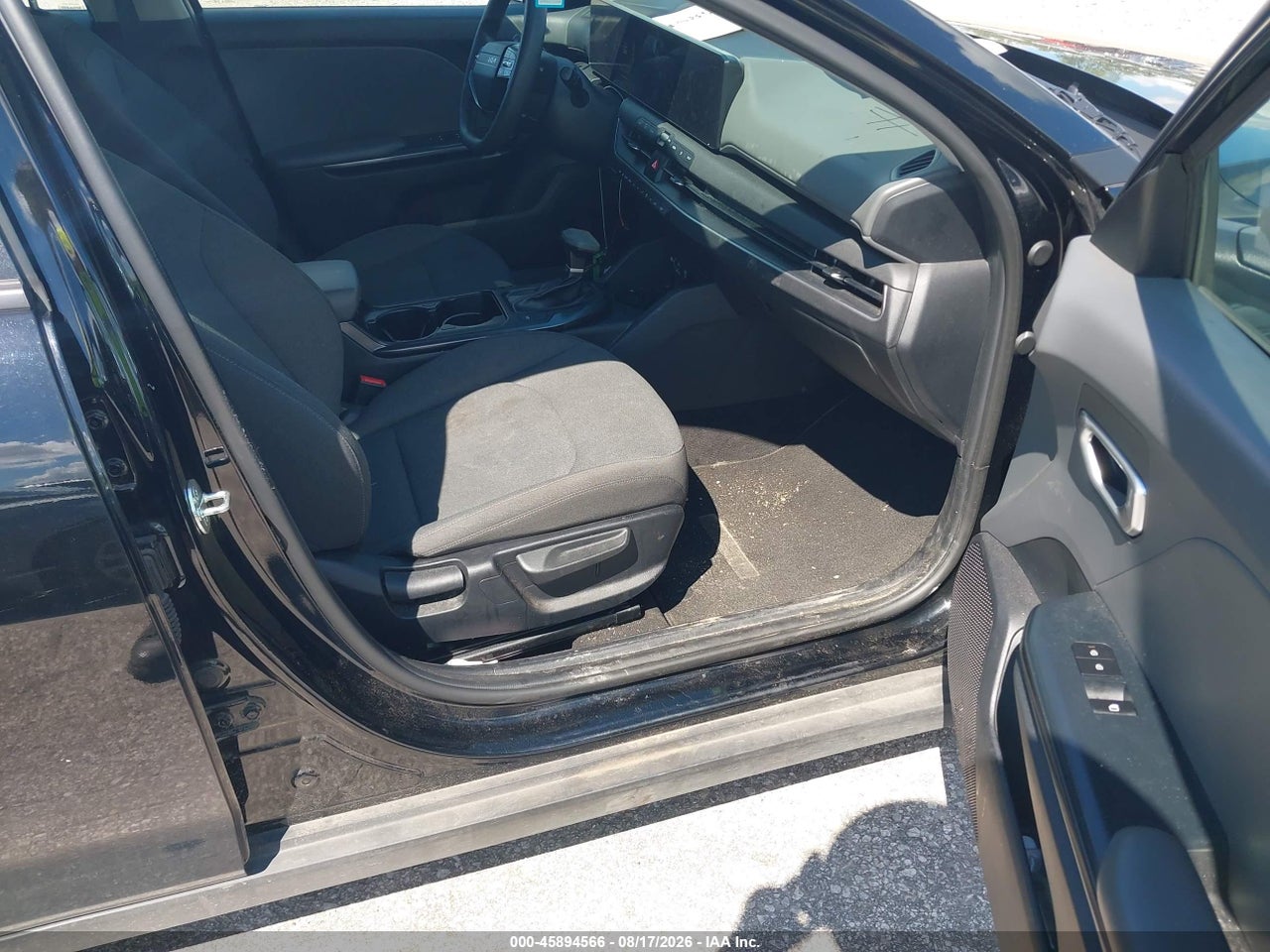 2025 KIA K4 LXS · 5/11