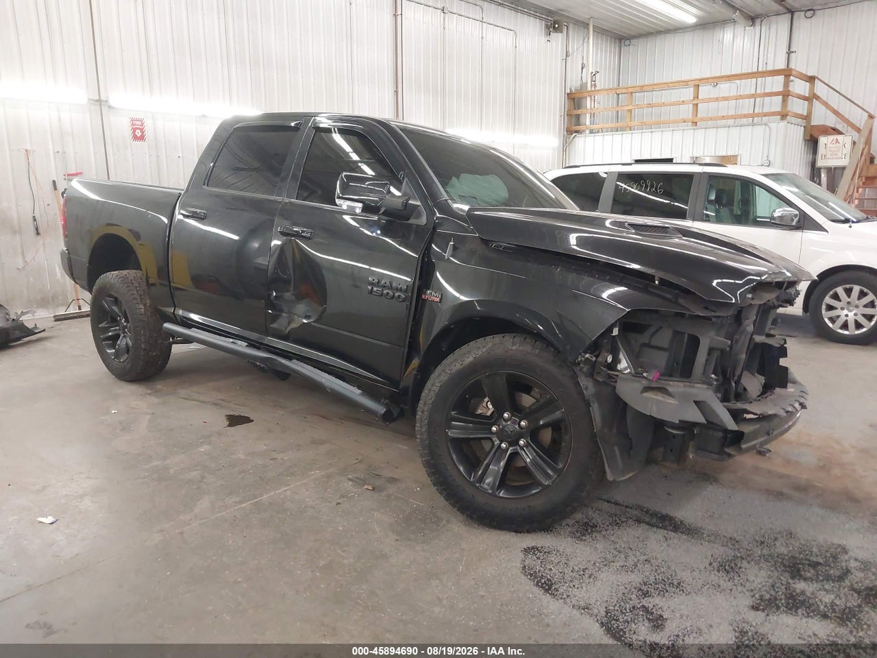1C6RR7MT2HS****** · 2017 RAM 1500 NIGHT  4X4 5'7 BOX