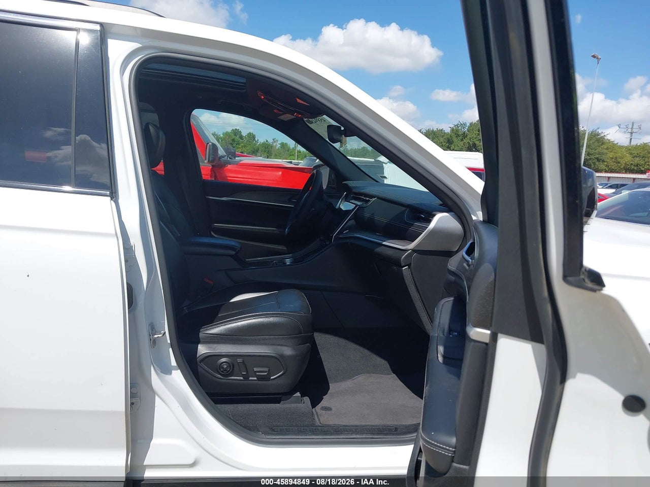 2024 JEEP GRAND CHEROKEE 4XE · 5/11