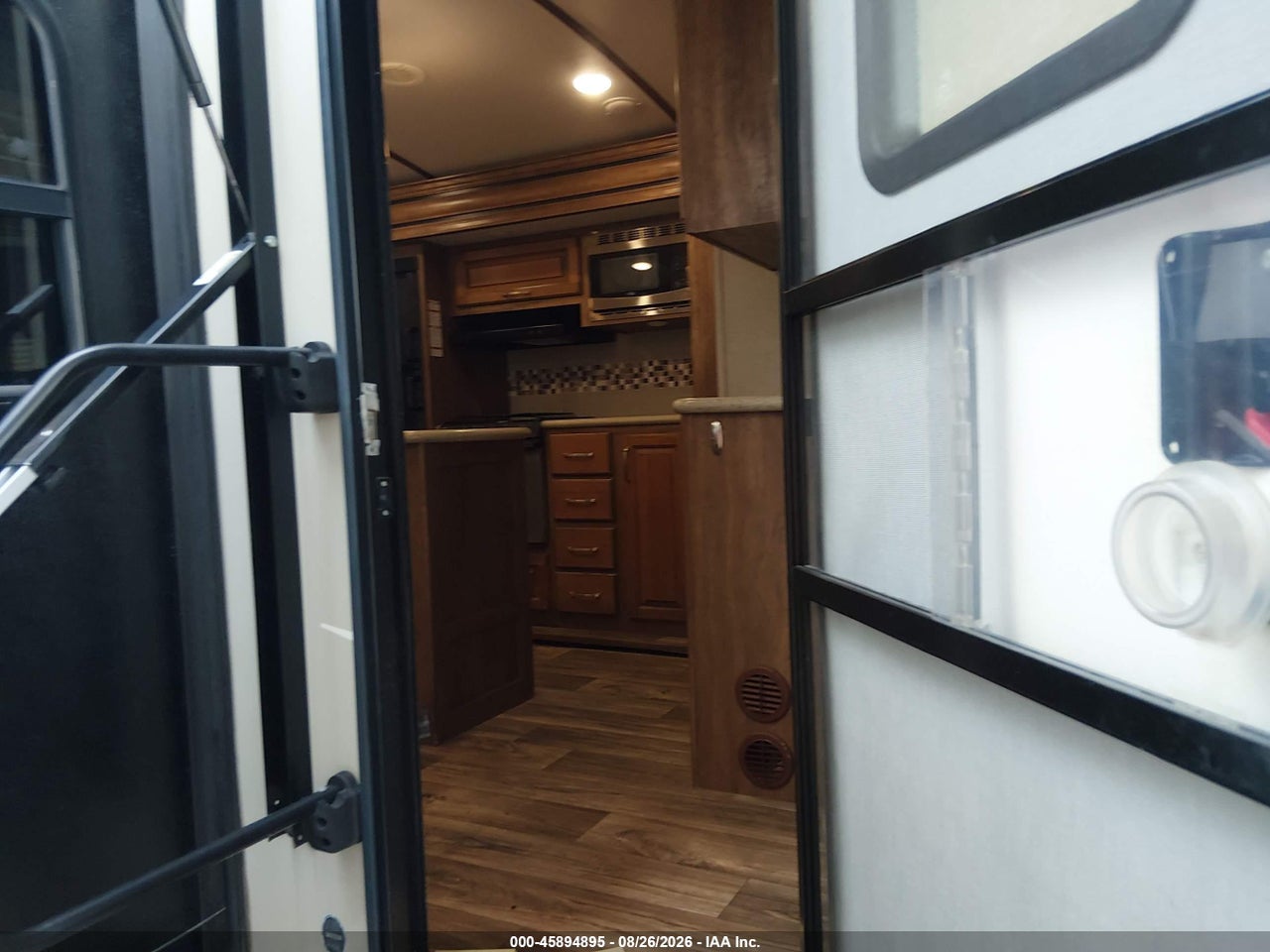 2019 KEYSTONE LAREDO · 5/11