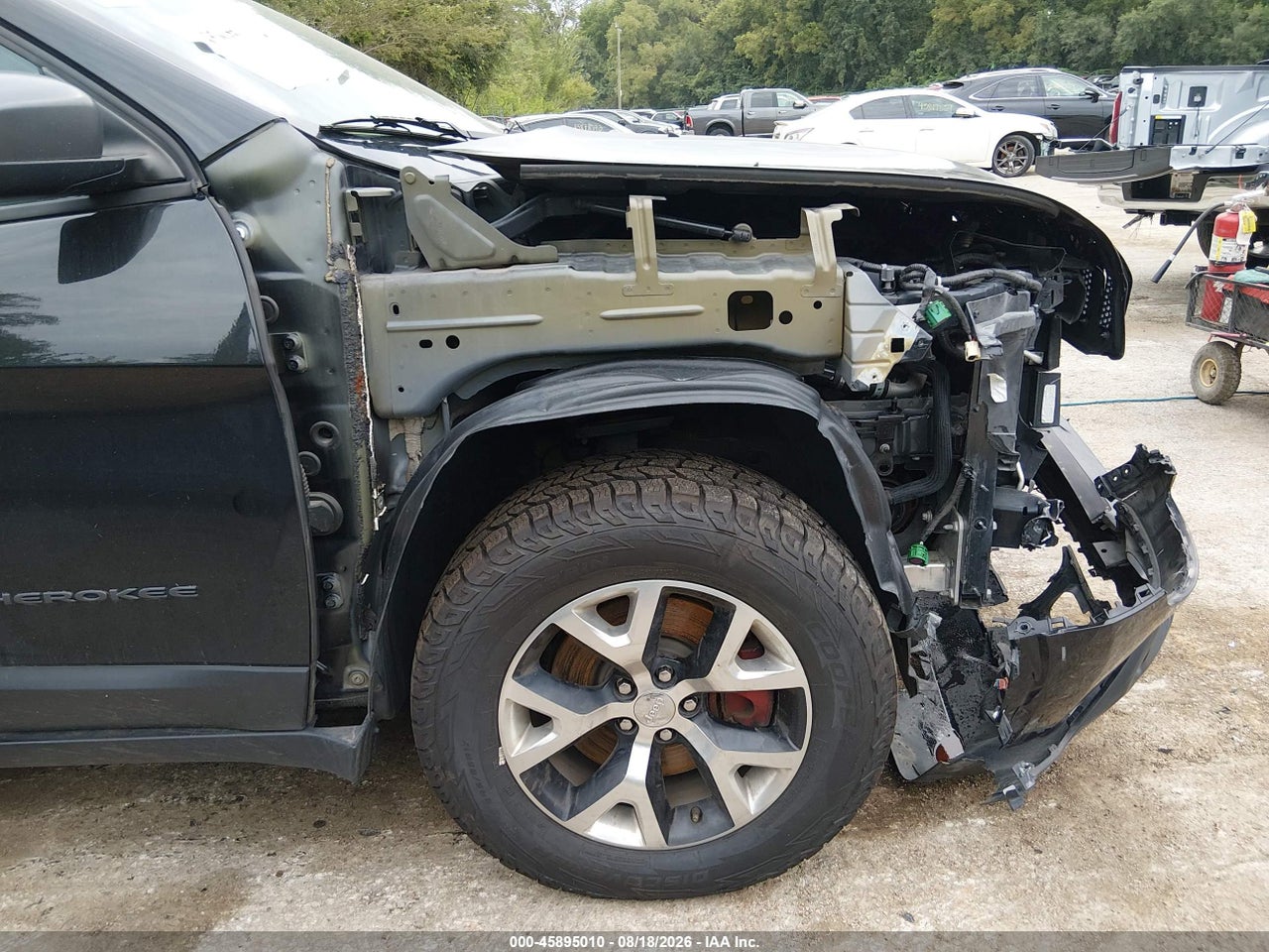 2016 JEEP CHEROKEE TRAILHAWK · 6/11