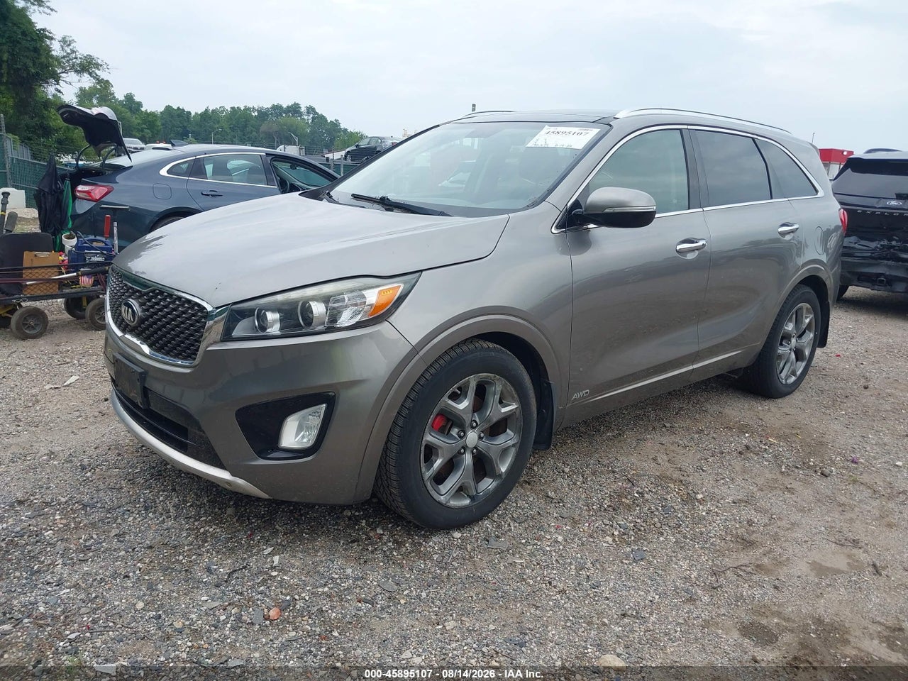 2016 KIA SORENTO 3.3L SX · 2/11