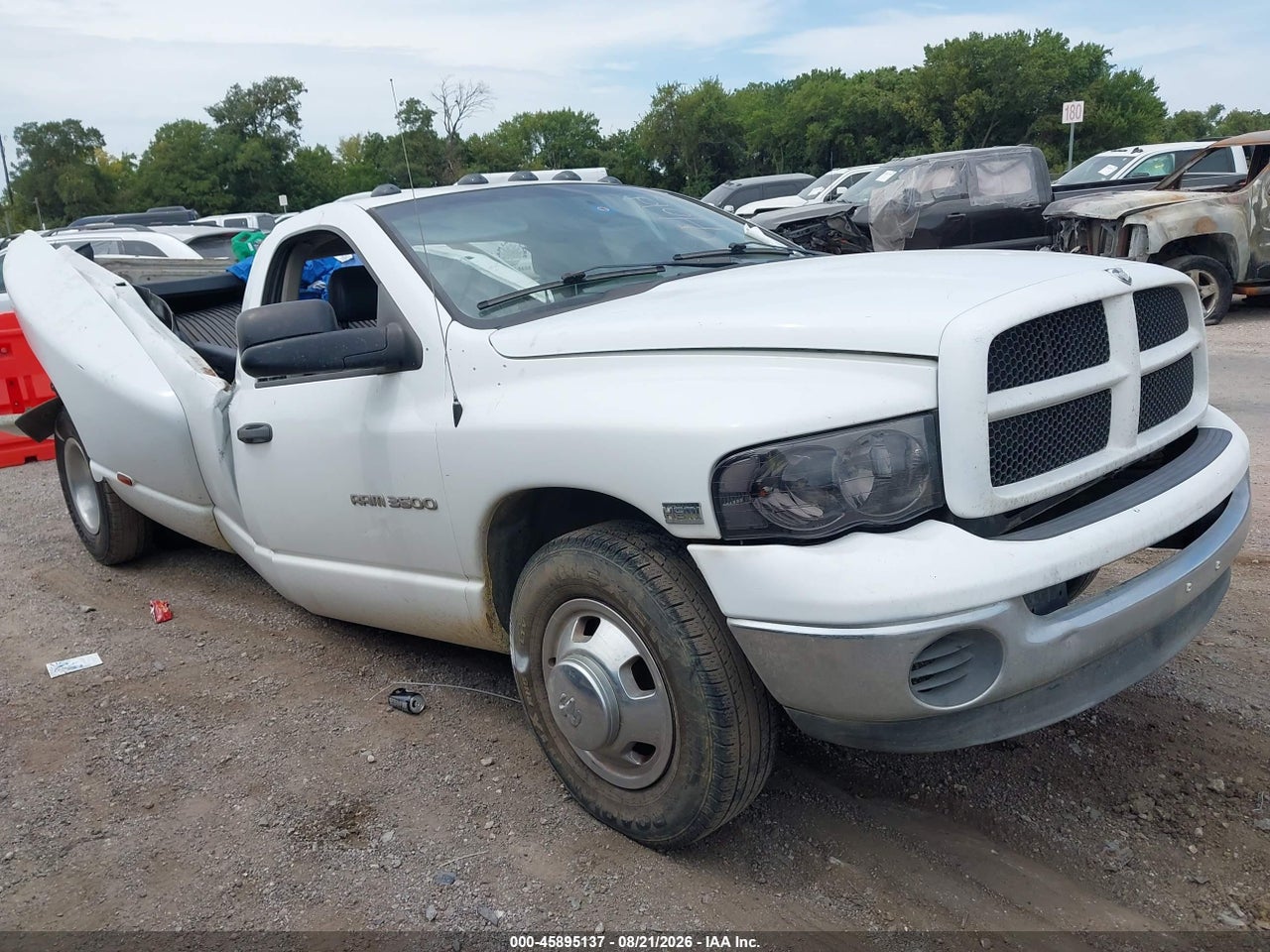 2004 DODGE RAM 3500 ST
