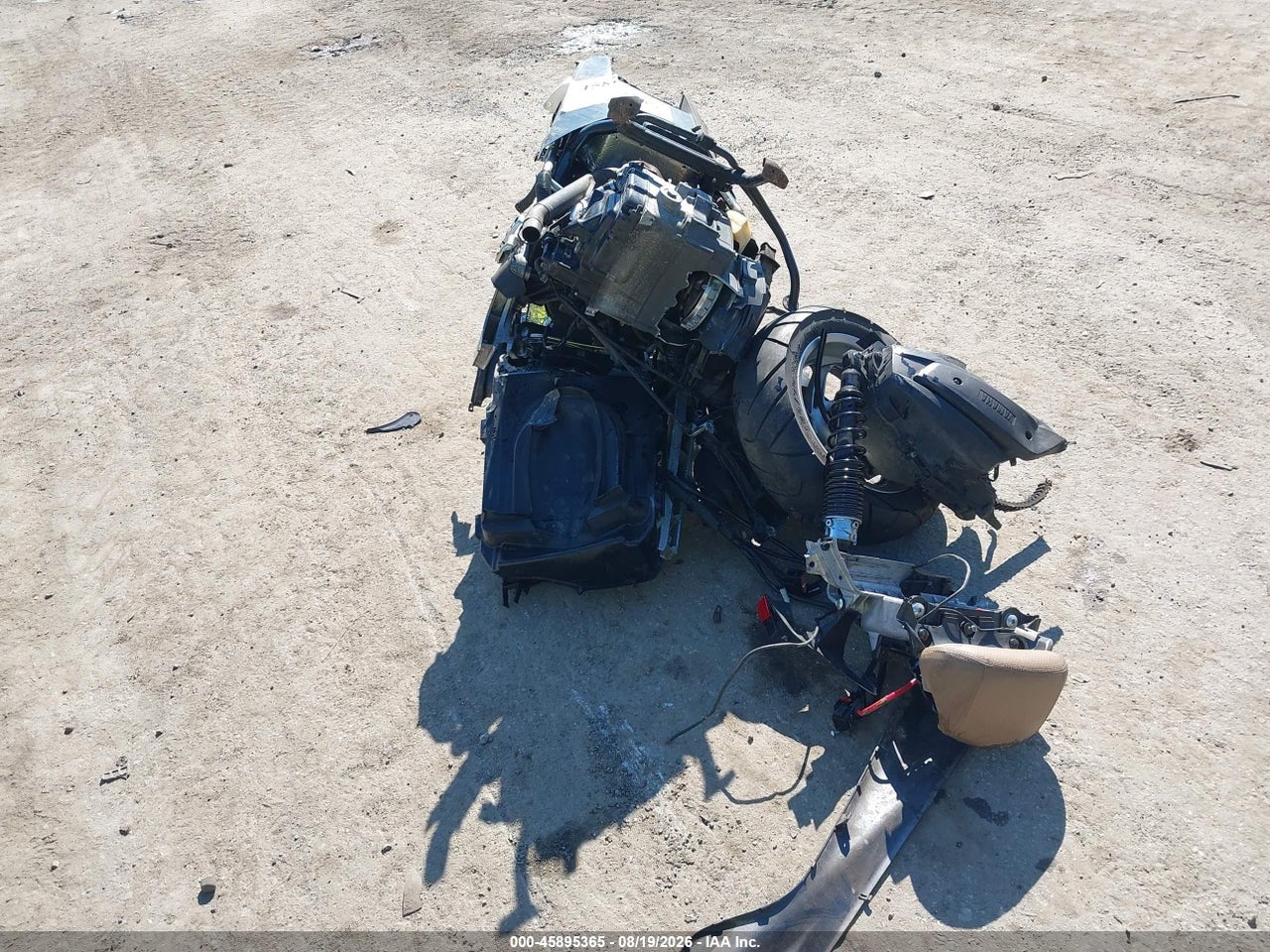 2013 YAMAHA YP400 · 6/10