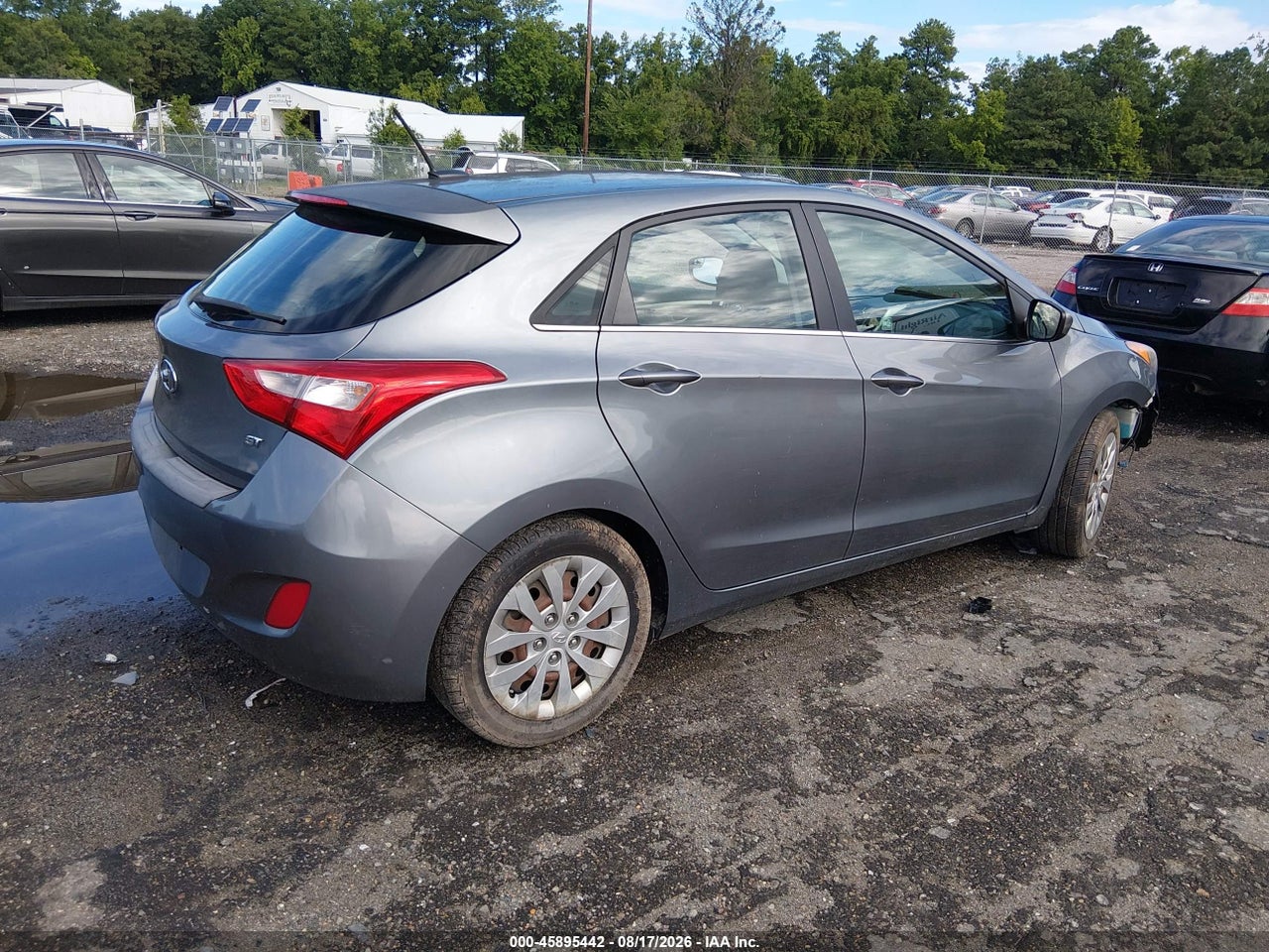 2016 HYUNDAI ELANTRA GT · 4/11