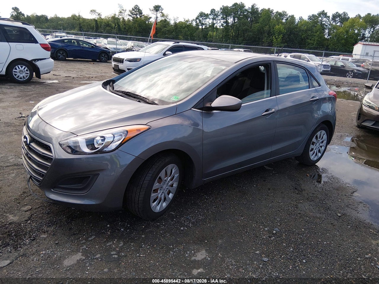 2016 HYUNDAI ELANTRA GT · 2/11