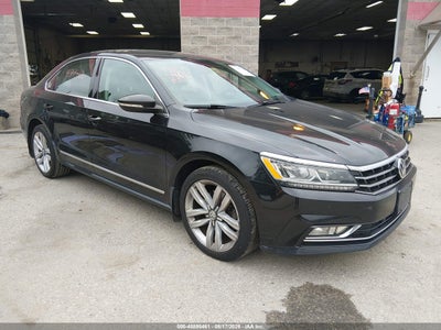 1VWGT7A33HC****** · 2017 VOLKSWAGEN PASSAT 1.8T SE