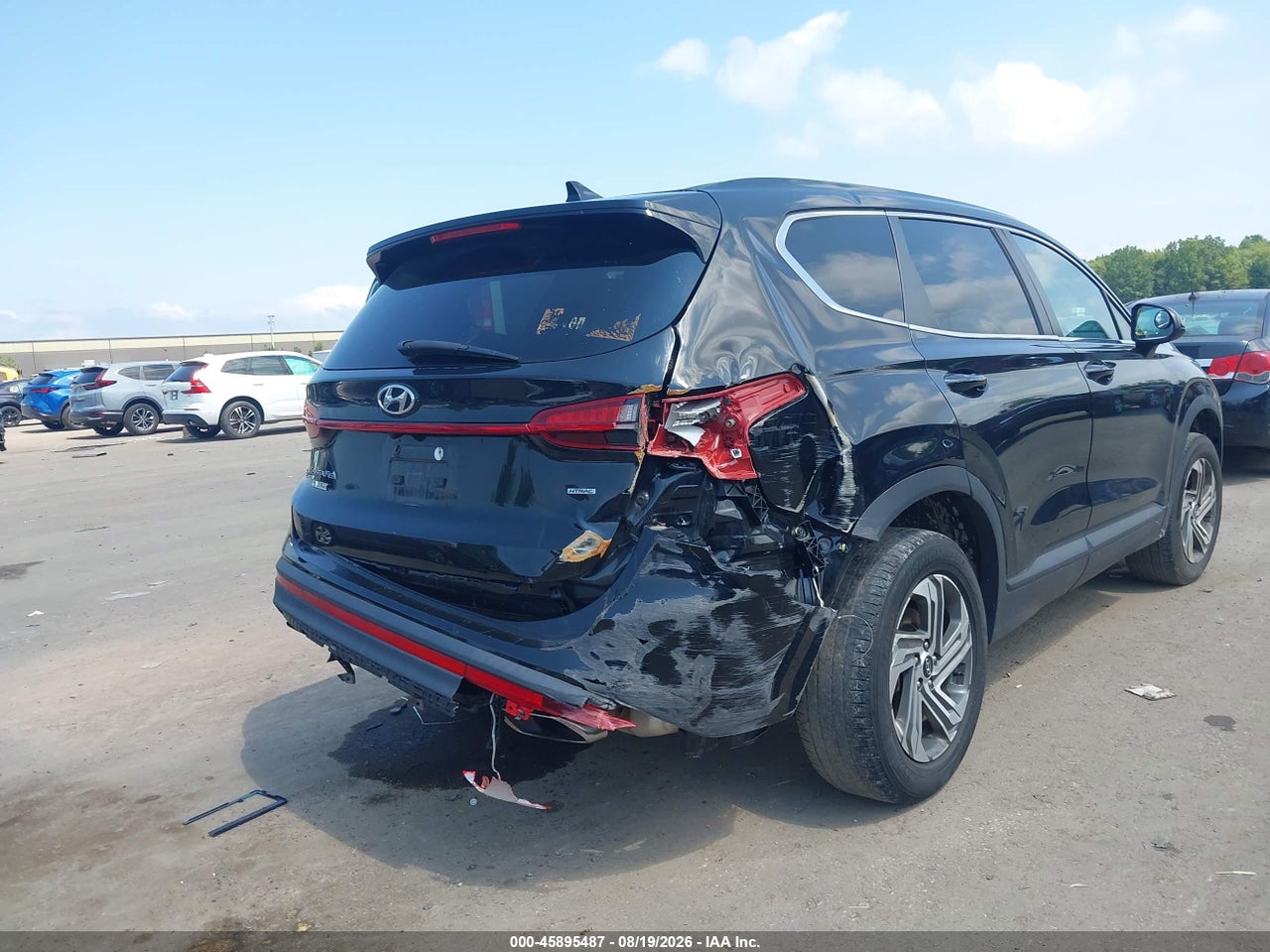 2021 HYUNDAI SANTA FE SE · 6/11