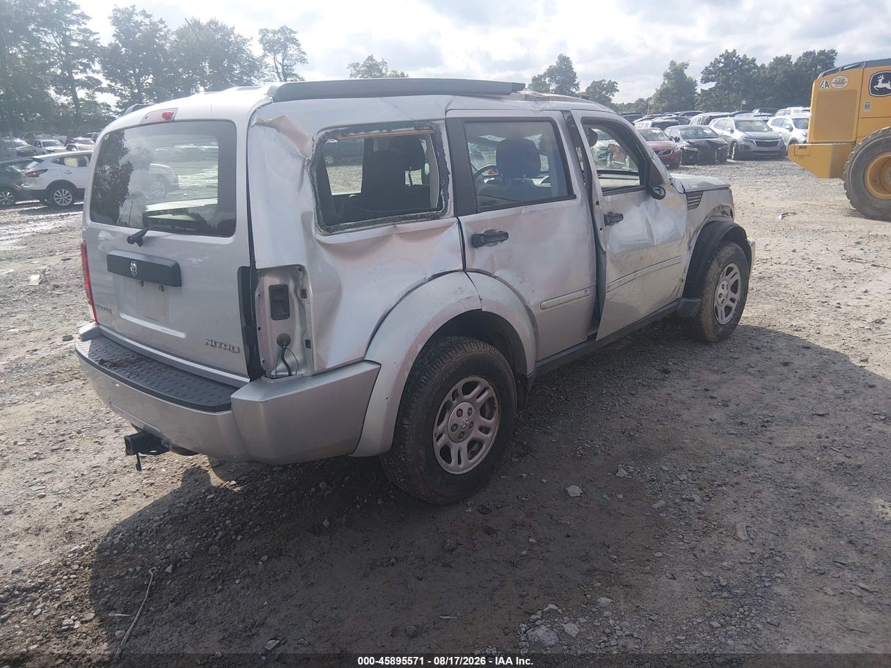 2011 DODGE NITRO SE · 4/11