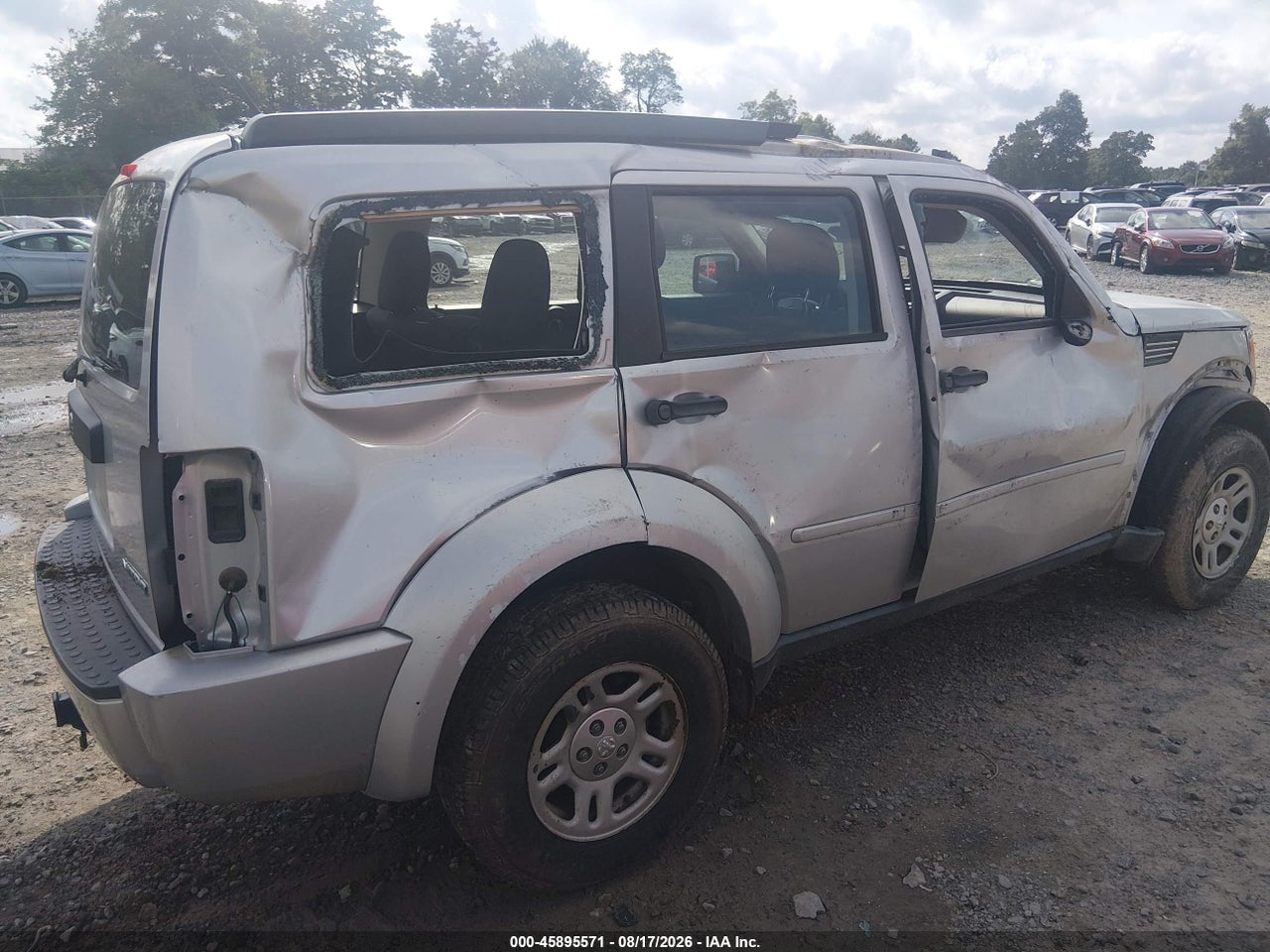 2011 DODGE NITRO SE · 6/11