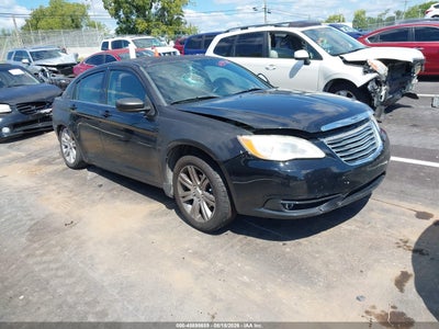 1C3CCBBB8DN****** · 2013 CHRYSLER 200 TOURING