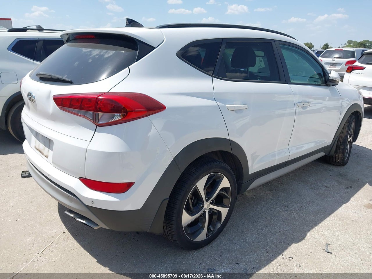 2018 HYUNDAI TUCSON VALUE · 4/10
