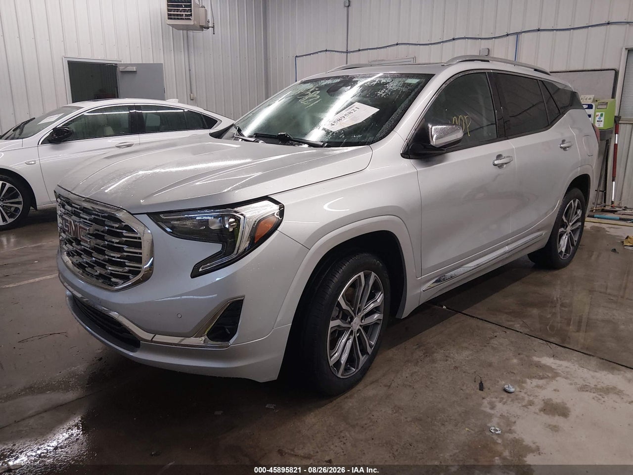 2020 GMC TERRAIN AWD DENALI · 2/11