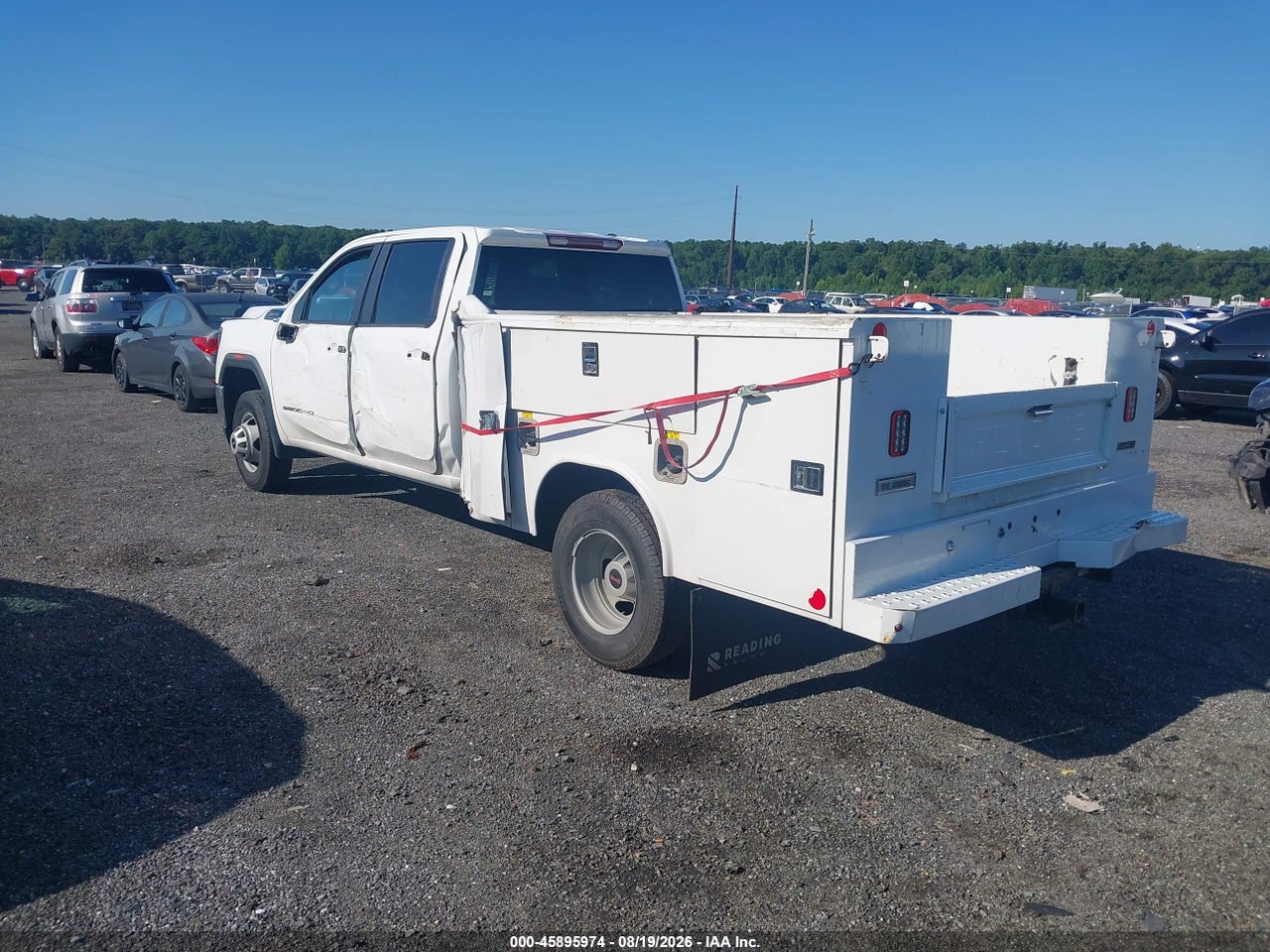 2022 GMC SIERRA 3500HD CHASSIS PRO · 3/4