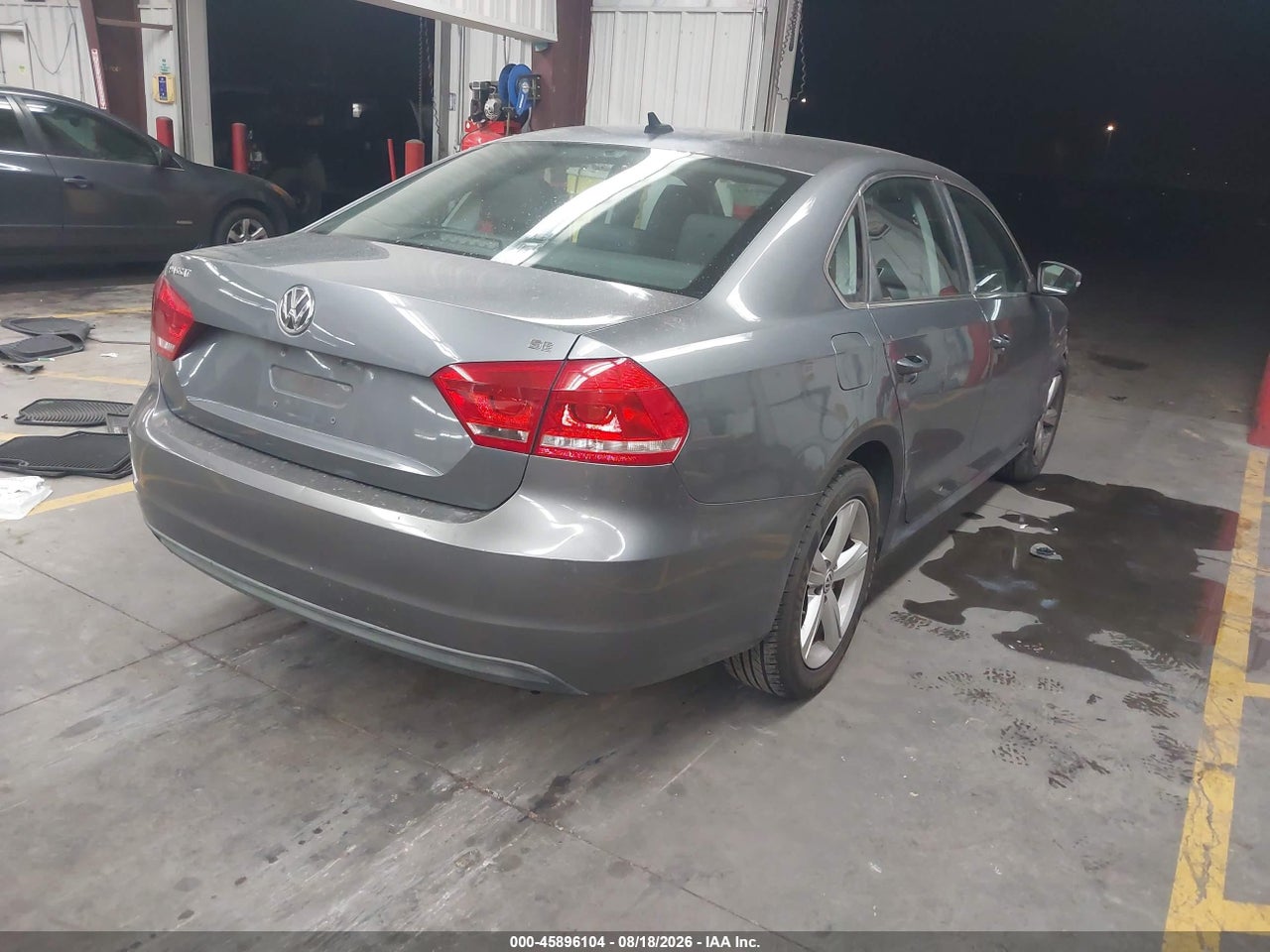 2013 VOLKSWAGEN PASSAT 2.5L SE · 4/11