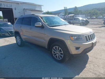 1C4RJFAG5FC****** · 2015 JEEP GRAND CHEROKEE LAREDO