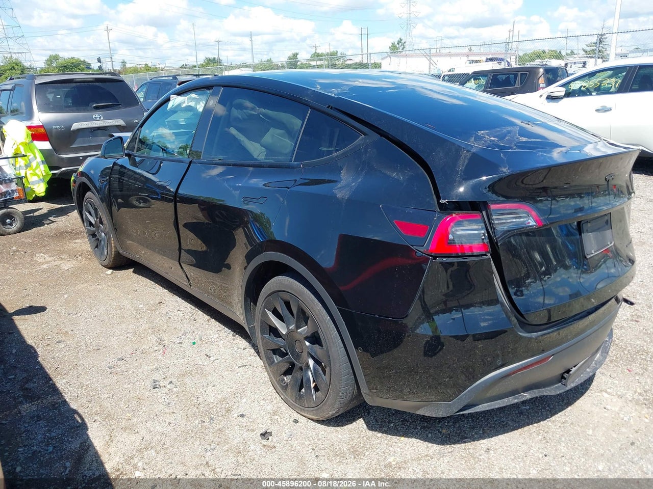 2021 TESLA MODEL Y LONG RANGE DUAL MOTOR ALL-WHEEL DRIVE · 3/9