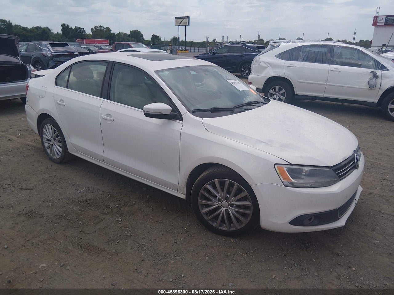3VWLX7AJ8BM****** · 2011 VOLKSWAGEN JETTA 2.5L SEL