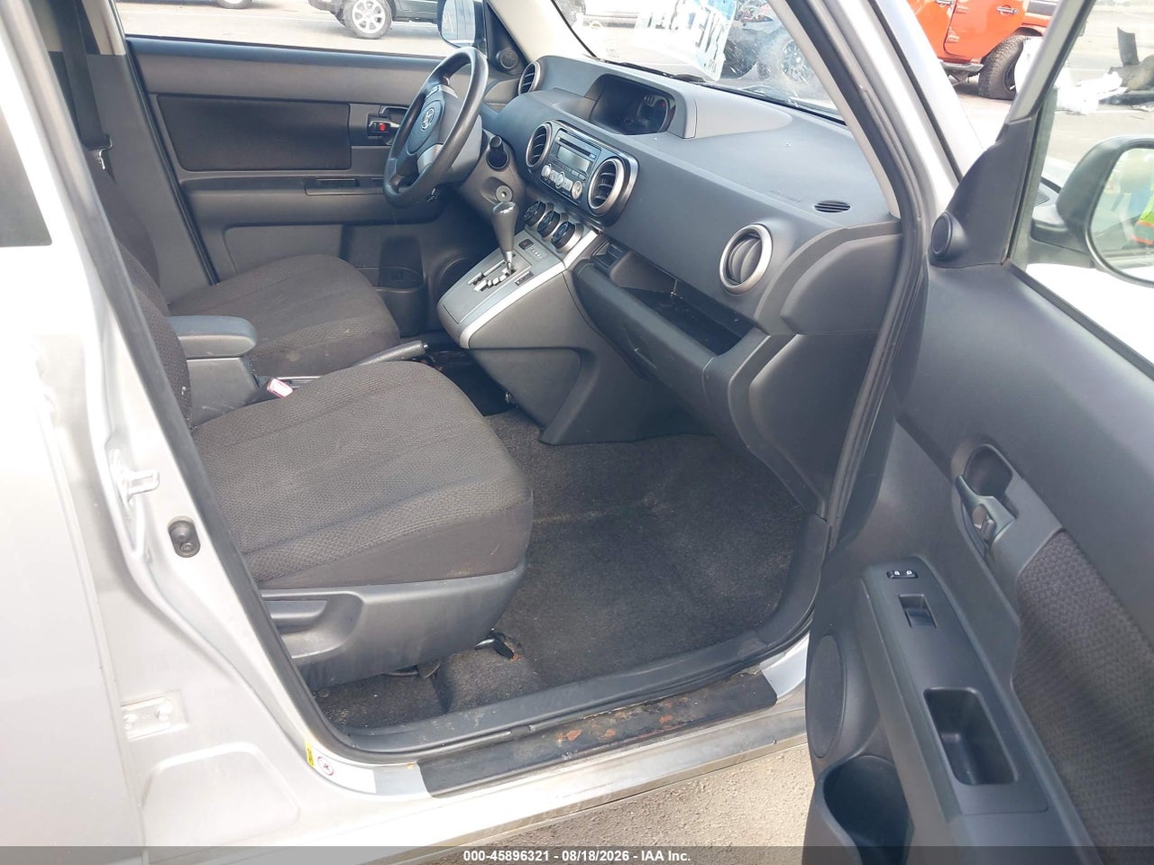 2008 SCION XB · 5/11