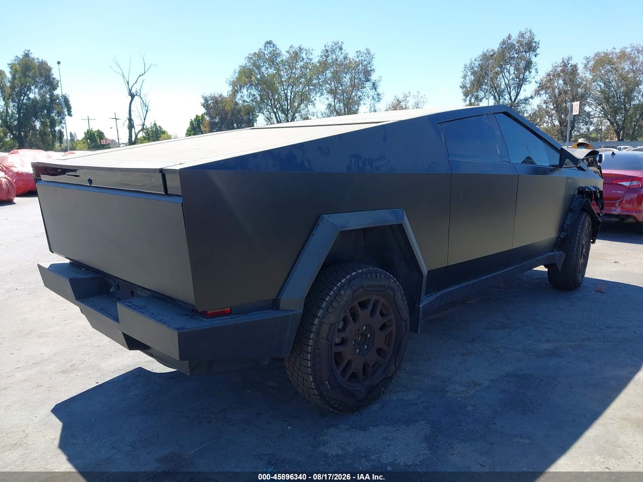 2024 TESLA CYBERTRUCK ALL-WHEEL DRIVE · 4/11