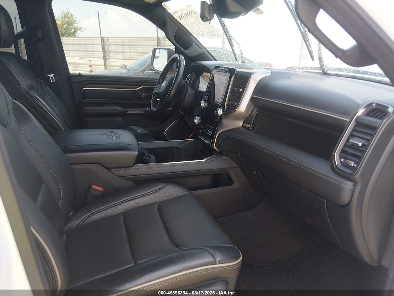 2021 RAM 1500 LIMITED  4X2 5'7 BOX · 5/11