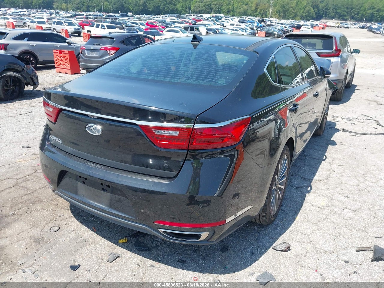 2017 KIA CADENZA PREMIUM · 4/11