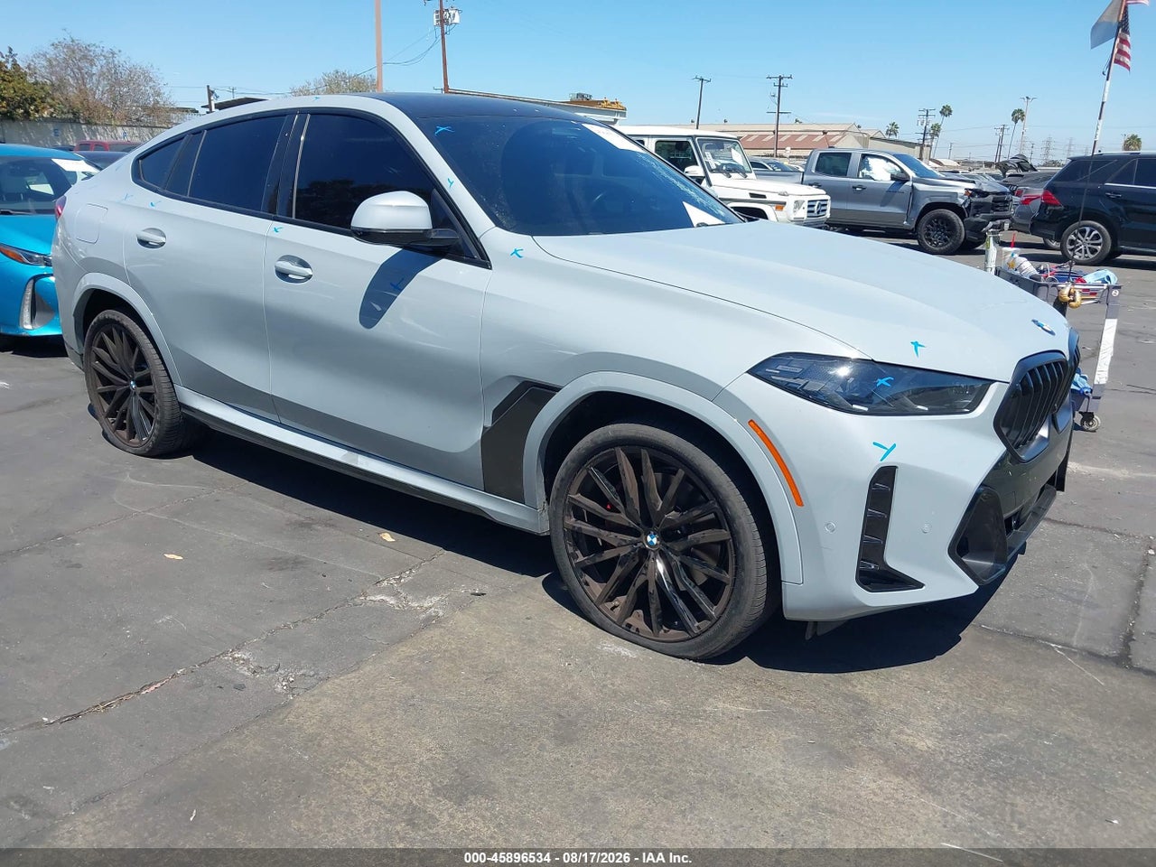 5UX33EX03R9****** · 2024 BMW X6 XDRIVE40I