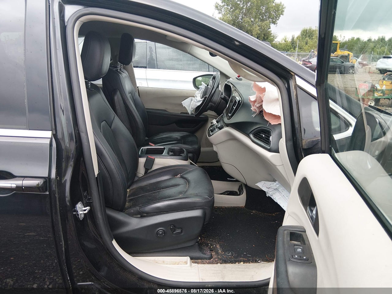 2017 CHRYSLER PACIFICA TOURING-L PLUS · 5/11