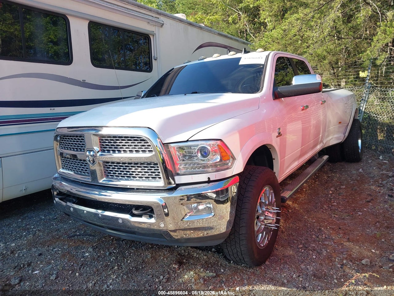 2018 RAM 3500 · 2/4