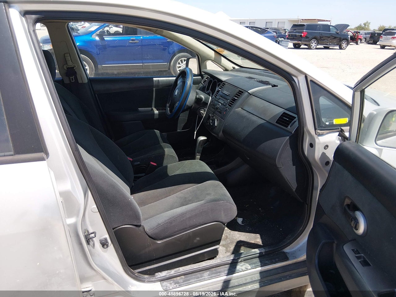 2012 NISSAN VERSA 1.8 S · 5/11