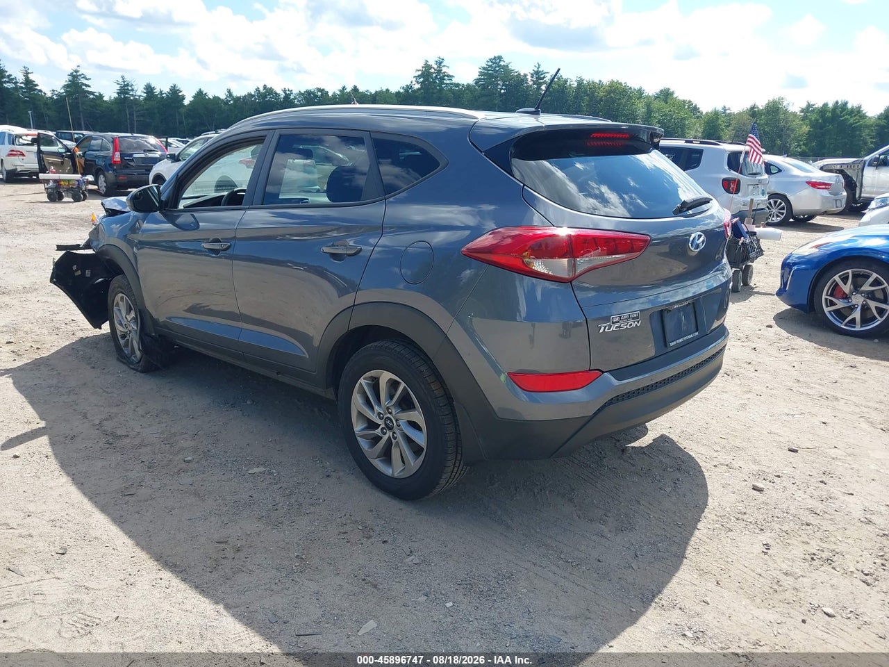 2016 HYUNDAI TUCSON SE · 3/11