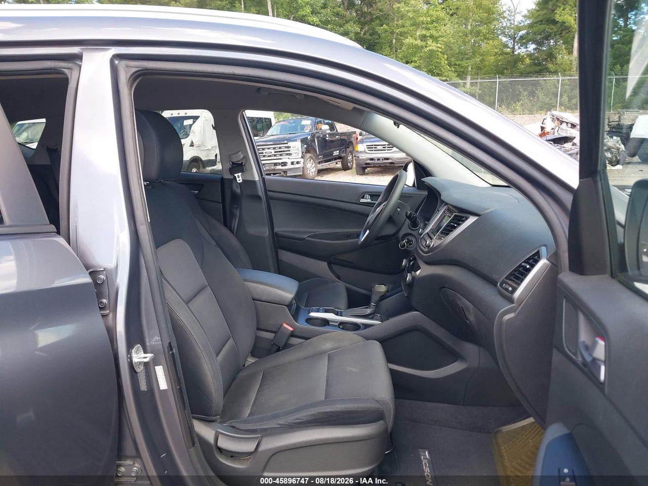 2016 HYUNDAI TUCSON SE · 5/11