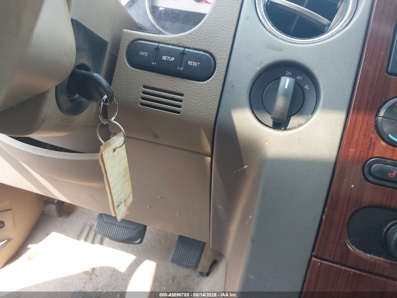 1FTPW14515F****** · 2005 FORD F-150 FX4/LARIAT/XLT · 11/11