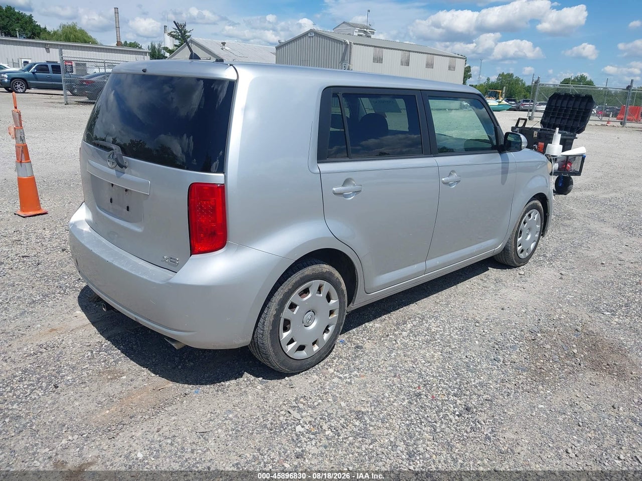 2010 SCION XB · 4/11