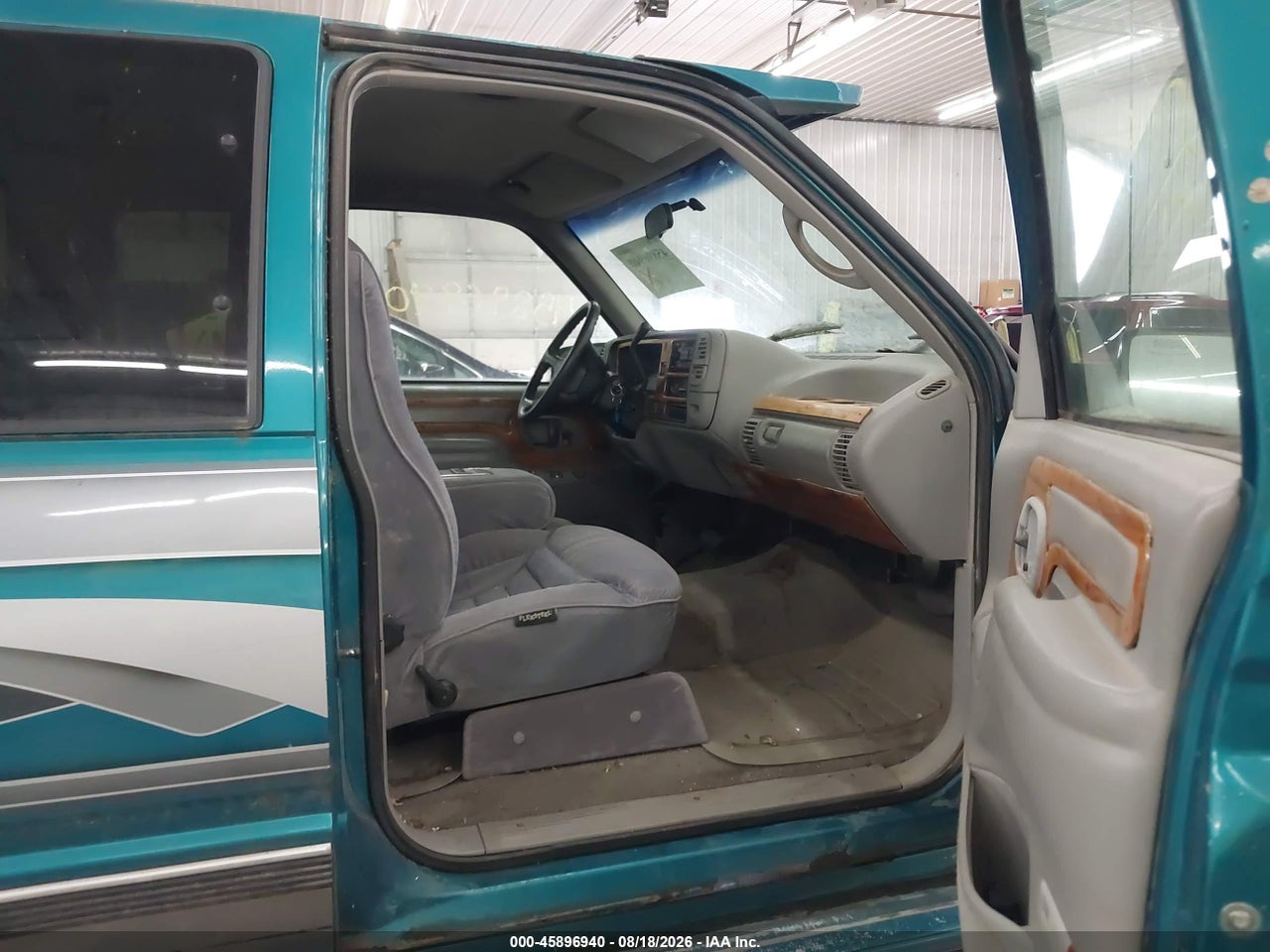 1996 CHEVROLET GMT-400 K1500 · 5/11