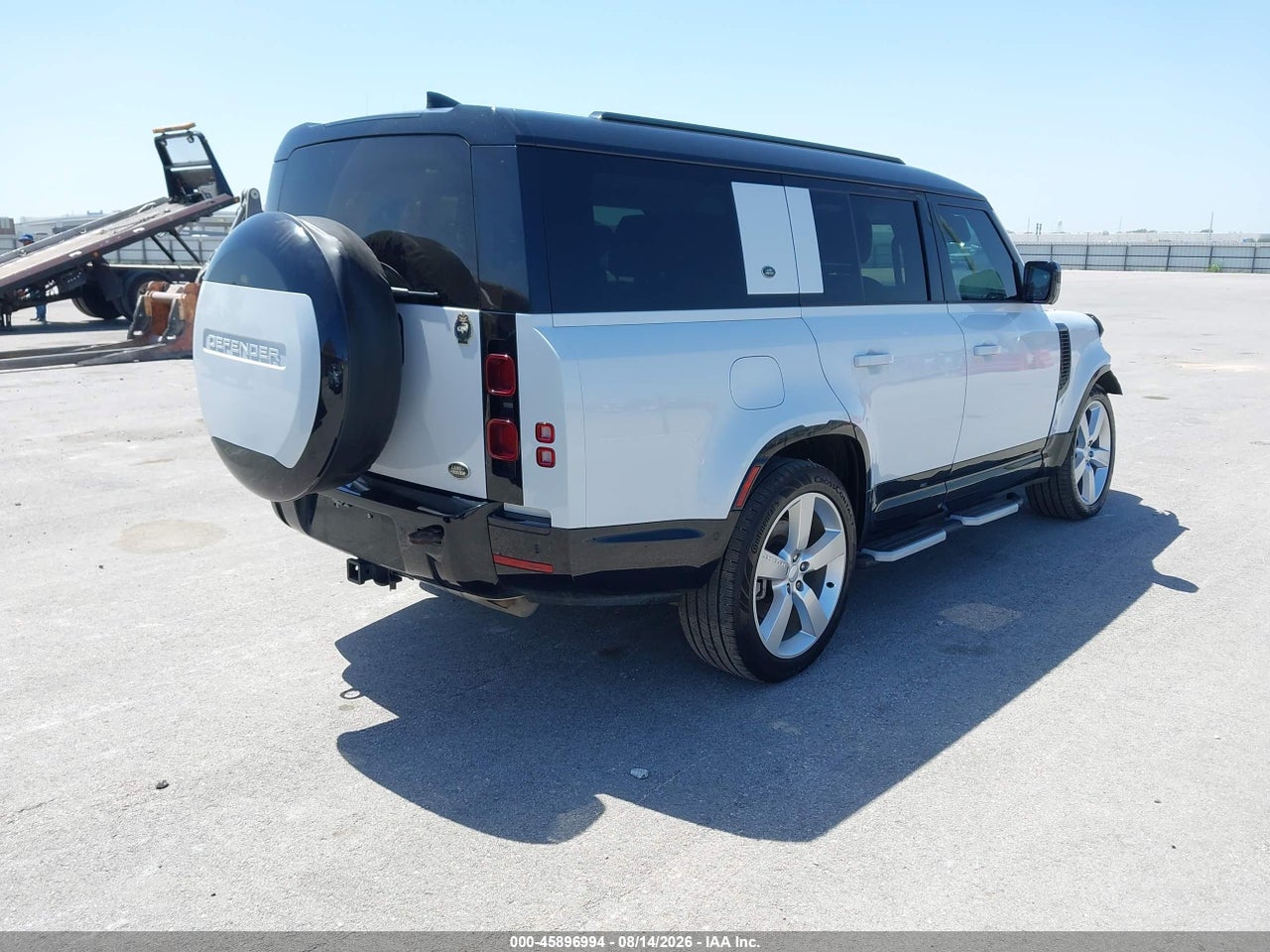 2023 LAND ROVER DEFENDER 130 X-DYNAMIC SE · 4/11