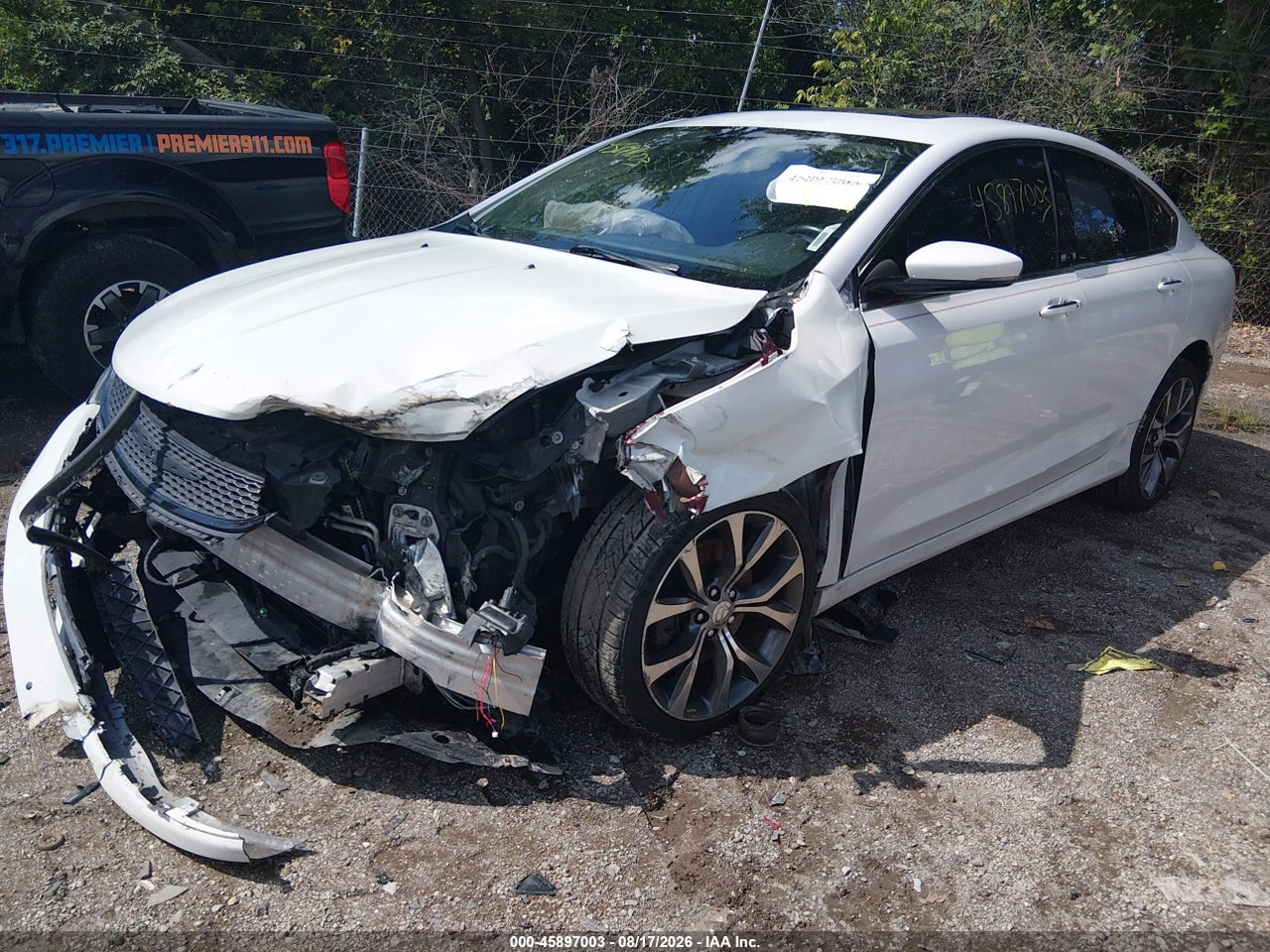 2015 CHRYSLER 200 C · 2/11