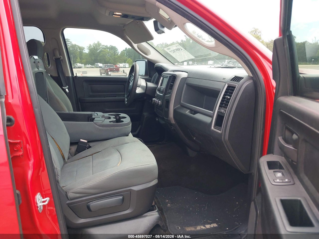 1C6RR6KG8GS****** · 2016 RAM 1500 EXPRESS · 5/11