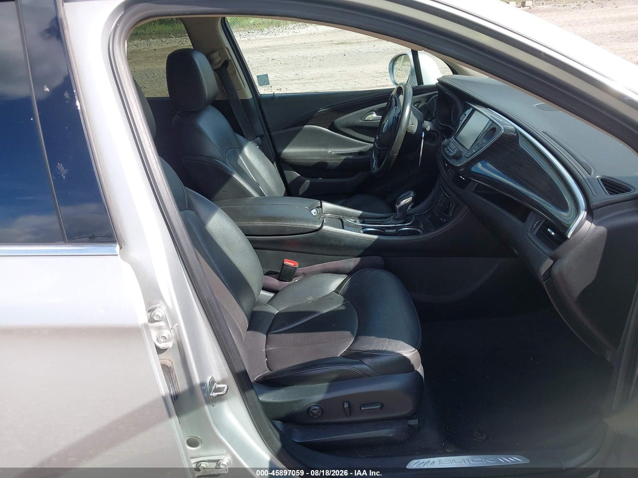 2016 BUICK ENVISION PREMIUM I · 5/11