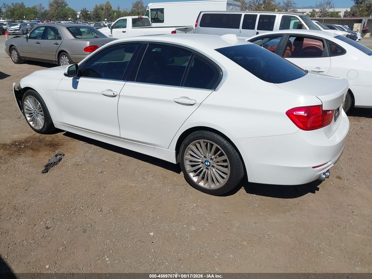 2015 BMW 328I   · 3/11