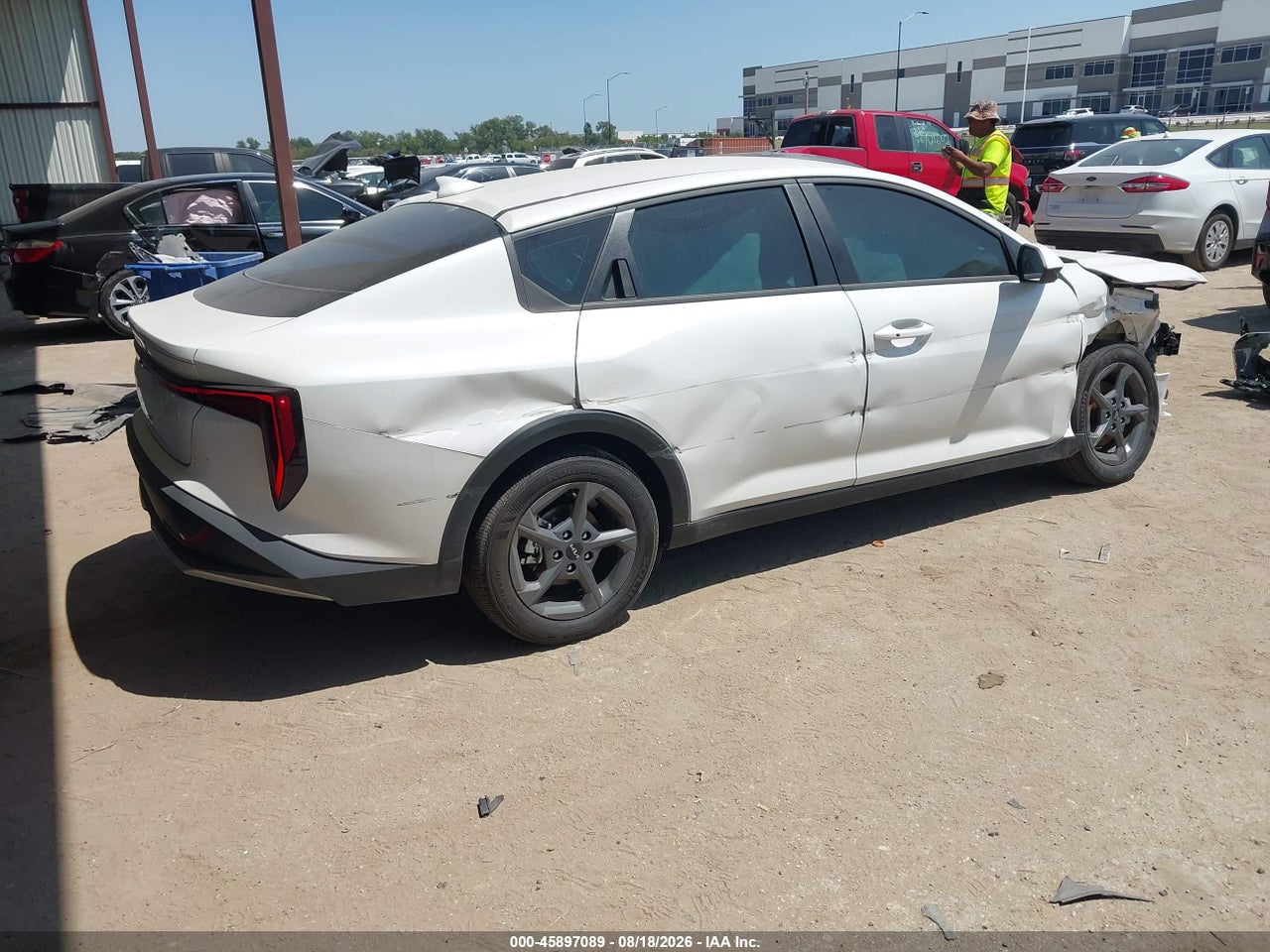 2026 KIA K4 LXS · 4/11