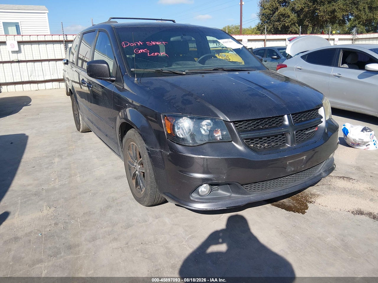 2C4RDGEG0GR****** · 2016 DODGE GRAND CARAVAN R/T