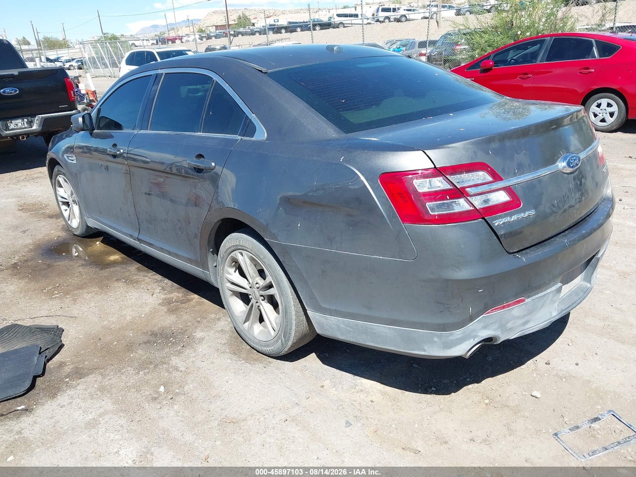 2015 FORD TAURUS SE · 3/11