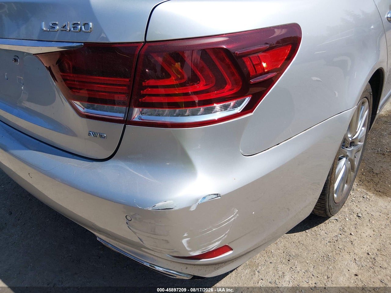 2015 LEXUS LS 460 · 6/11