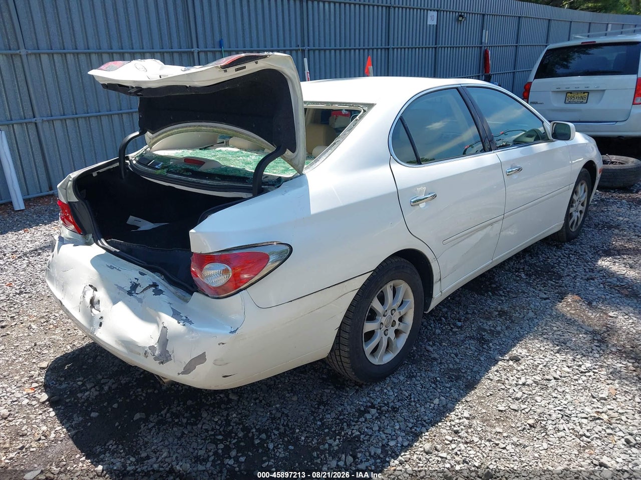 2004 LEXUS ES 330 · 4/11