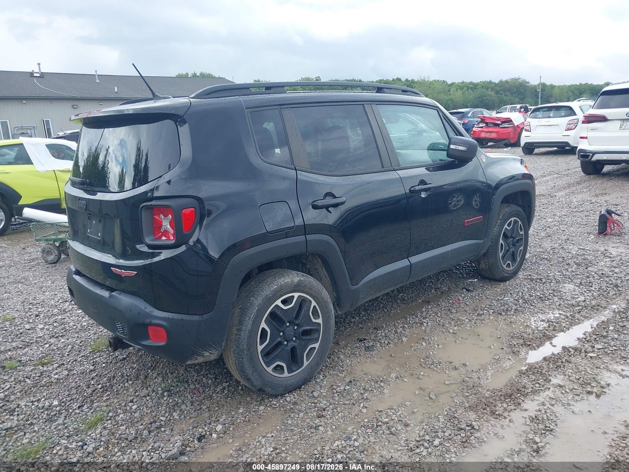 2016 JEEP RENEGADE TRAILHAWK · 4/11