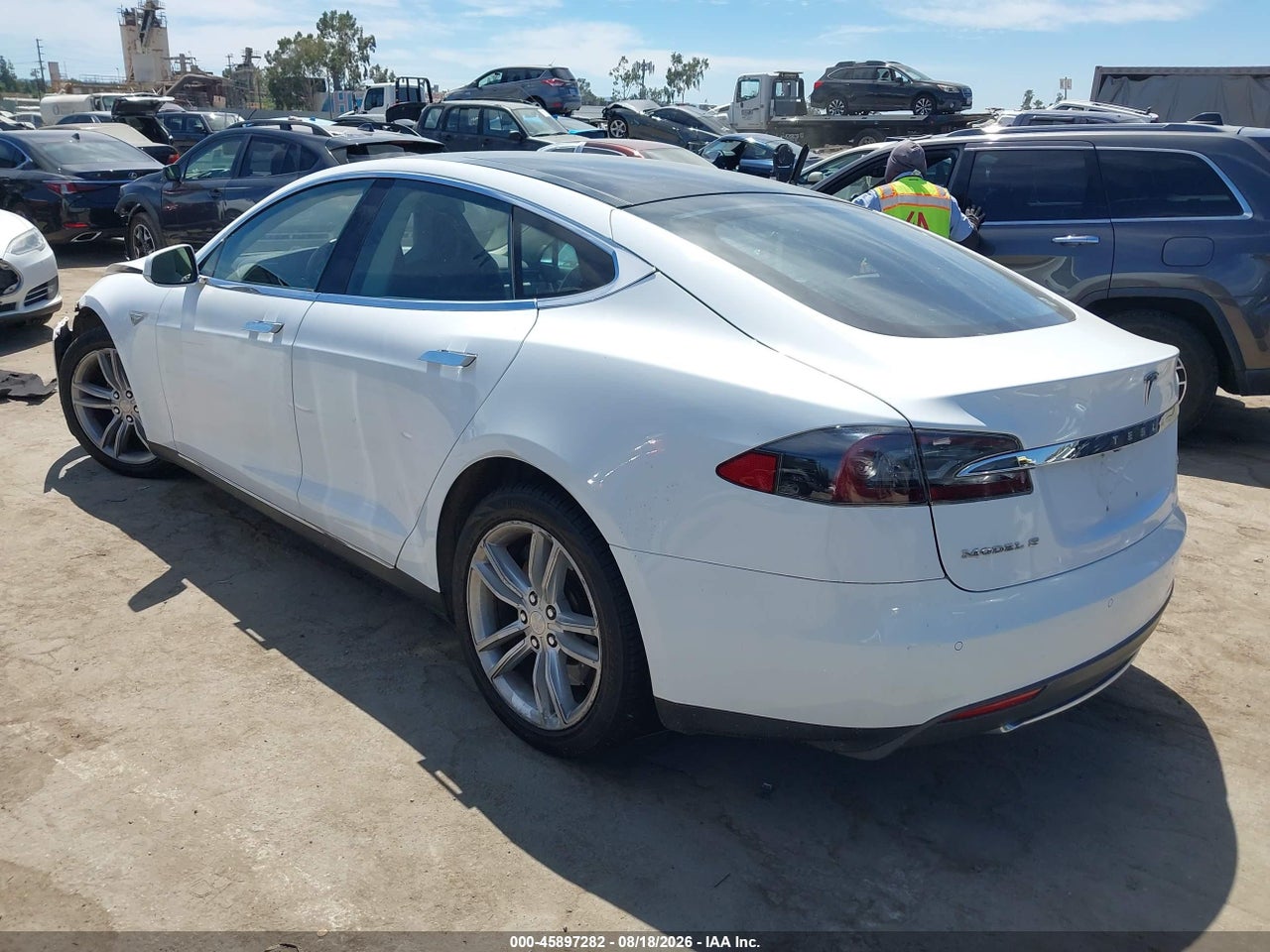 2014 TESLA MODEL S P85 · 3/9
