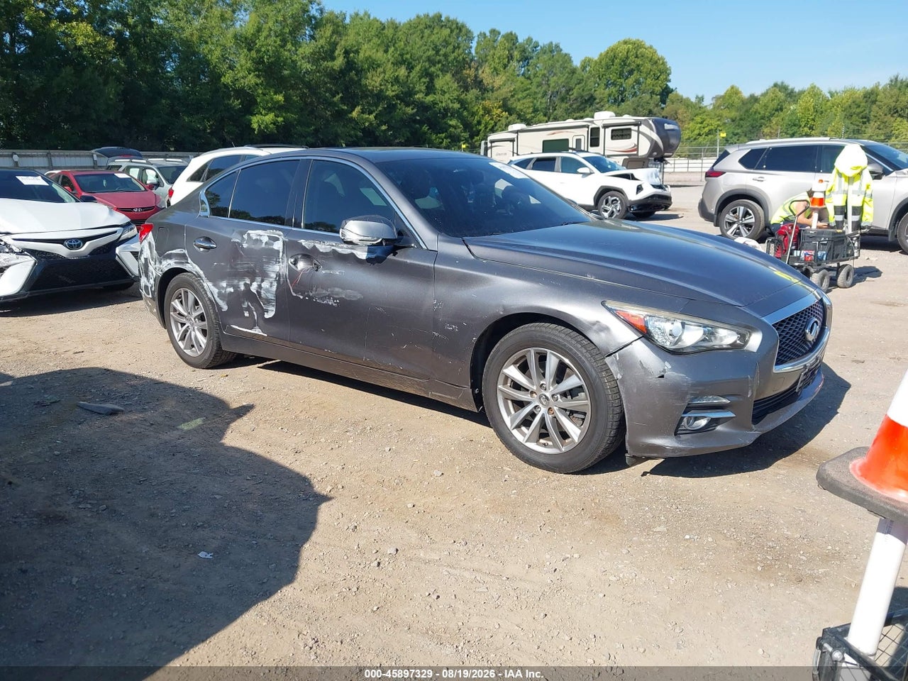 JN1CV7AR2GM****** · 2016 INFINITI Q50 2.0T PREMIUM