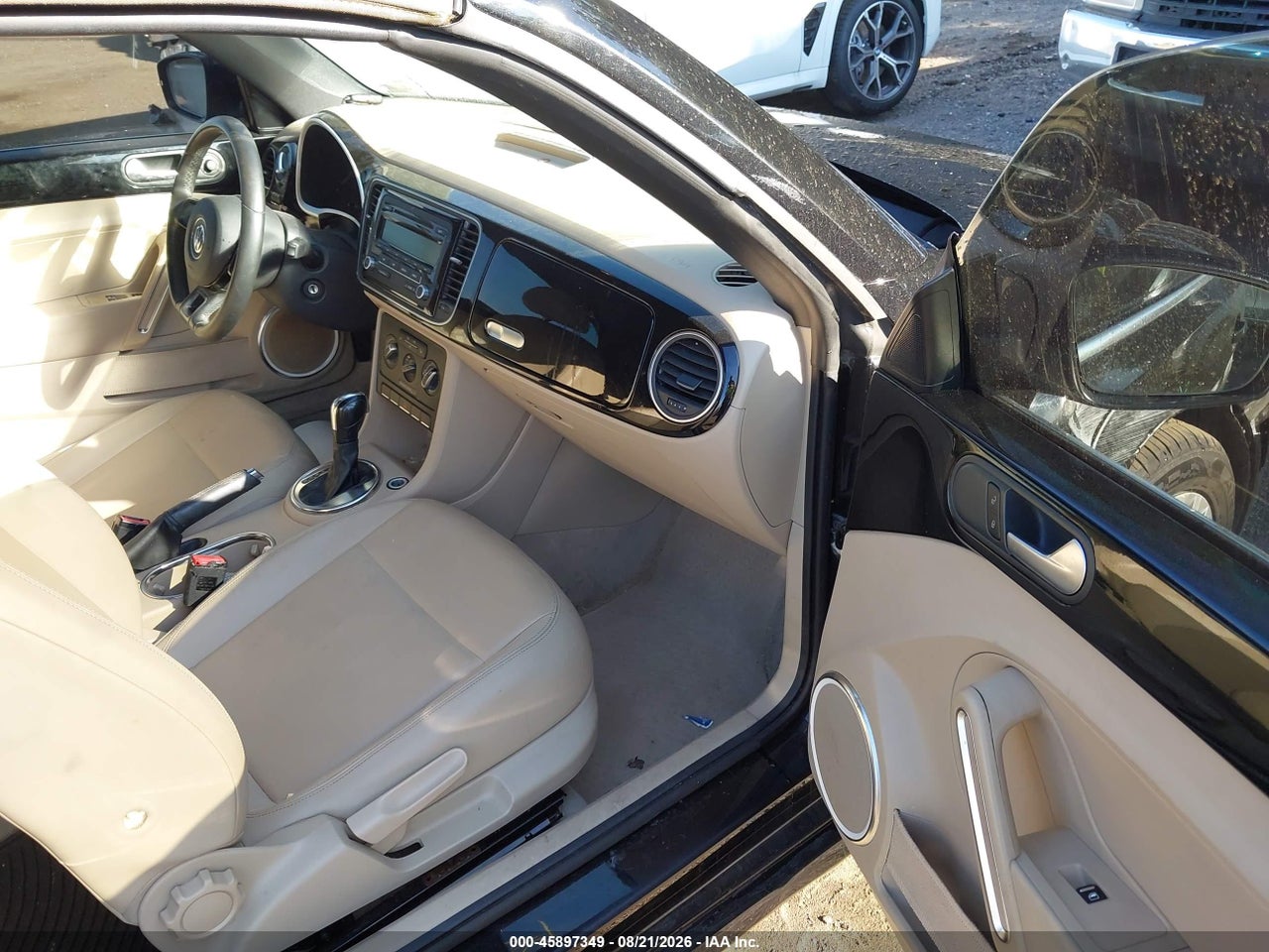 2013 VOLKSWAGEN BEETLE 2.5L · 5/11