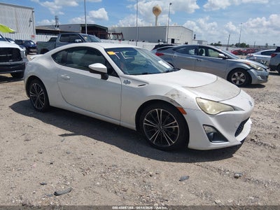 JF1ZNAA10D1****** · 2013 SCION FR-S